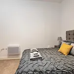 Luxe Apartment Central Bradford