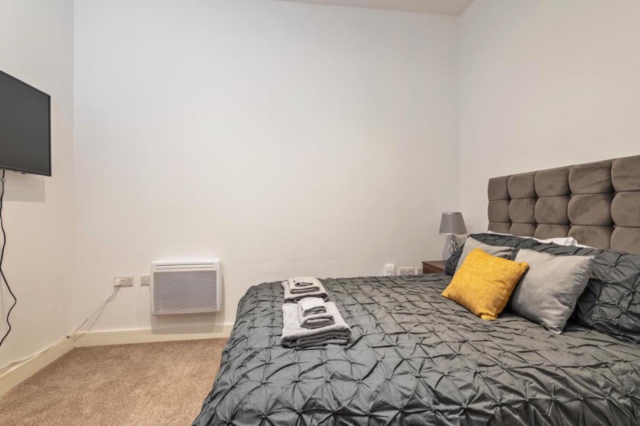 Luxe Central Bradford *